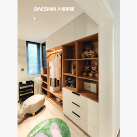 买家秀衣帽间