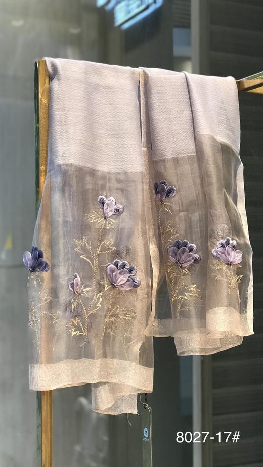 优品堂“芳菲依梦”，真丝羊毛混纺刺绣长丝巾羊毛巾 商品图6