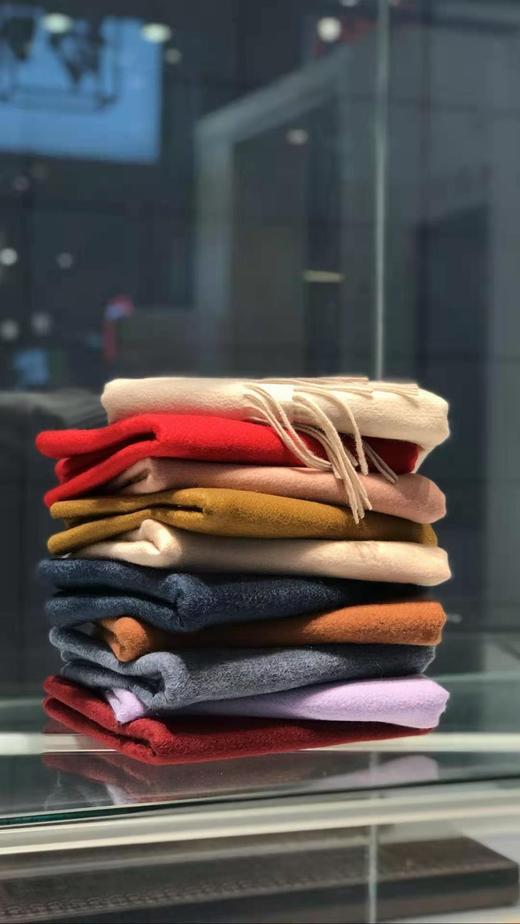 优品堂“奢靡春意”100%羊绒“软黄金”高档精品礼品围巾披肩两用 商品图1