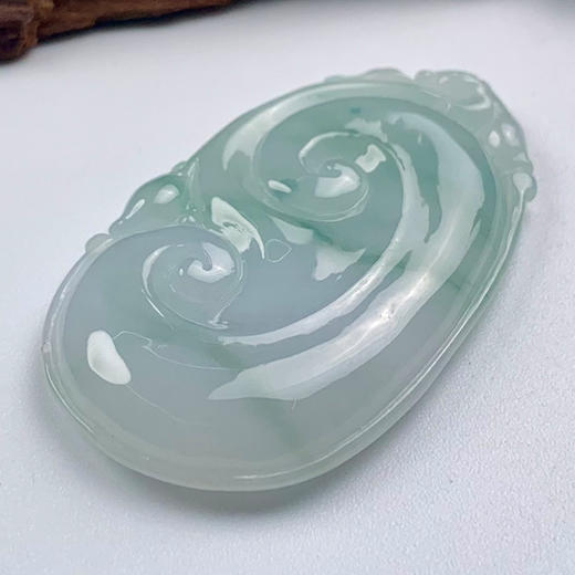 派瑞翡翠 翡翠挂件 糯种 飘蓝花 商品图3