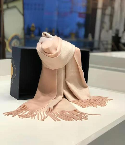 优品堂“奢靡春意”100%羊绒“软黄金”高档精品礼品围巾披肩两用 商品图10