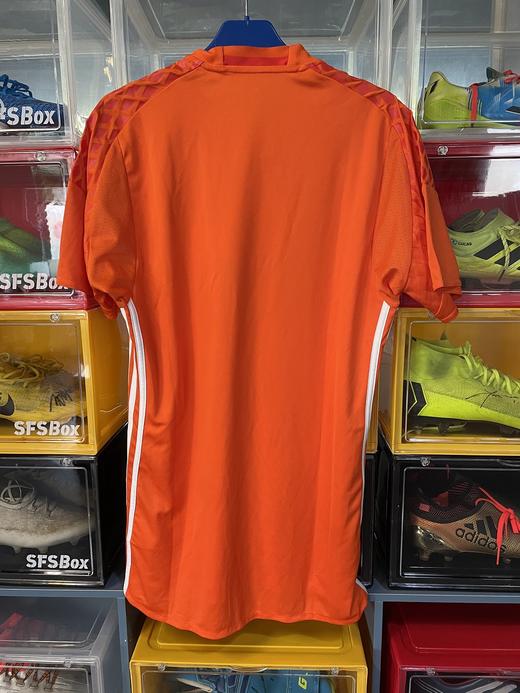 16/17尤文门服 商品图1