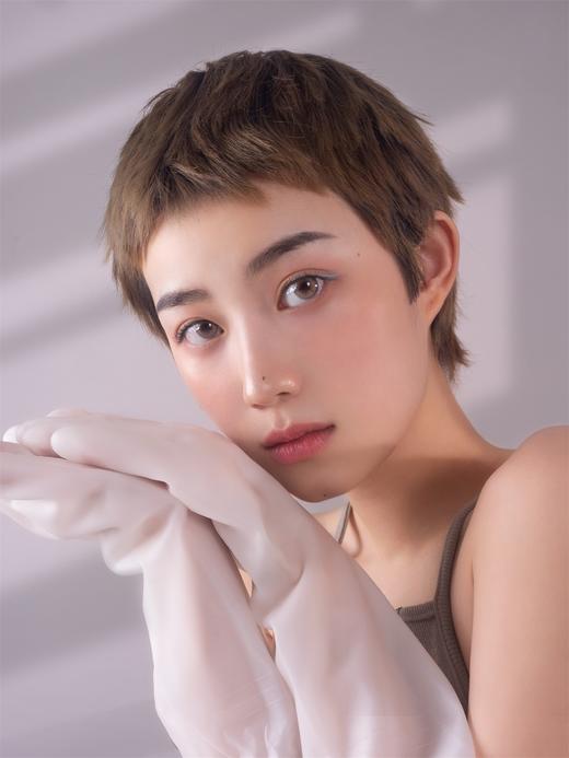 darrens&ICHOCO x abucon 高端日抛 溪涧觅语灰 没有任何增大效果 14.2 着色11.9 含水量58 推荐 类似olens spanish日抛无售后 商品图6