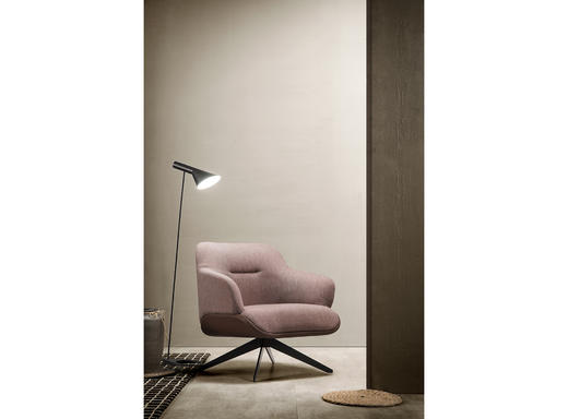 Fabio 休闲椅 | 更多皮布面料可选，详询客服 商品图1