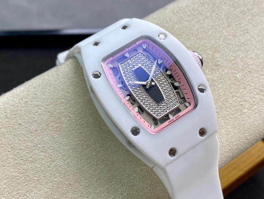 理查德RM07 红唇💋·纯手工打磨，陶瓷壳套，做工看得到！！陶瓷女表 表径31mm·原装进口机械机芯·折叠扣·蓝宝石水晶玻璃 也有RM37选 商品图8