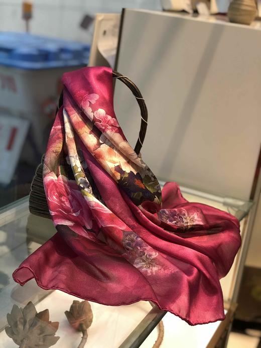 优品堂“花魁”桑蚕丝真丝巾缎面长围巾 商品图3