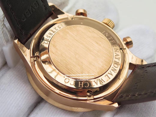 【ZF 葡计 】ZF 葡计V2终极版正式上线，相对V1版本做出几处调整。【表壳升级】重新调整磨具，升级圈口，中壳和底盖的细节。以及提升后期打磨处理工艺，使壳套整体配合的更加默契天 商品图9