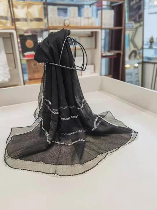 优品堂“云淡风轻”真丝纤维混纺百搭时尚披肩围巾两用丝巾 商品图14