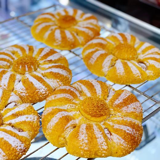 向日葵软欧（约13:00出炉）南瓜芋泥馅儿 商品图0