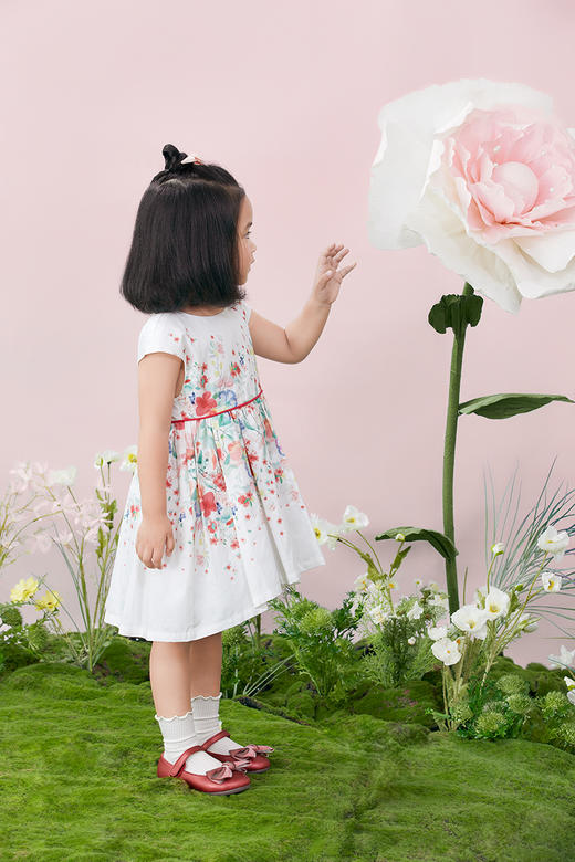 英氏21年春新款碎花背心裙淑女裙YRLFJ11035A01 商品图8