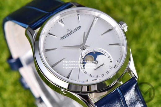 星月交辉 积善成家
IM新晋女神——积家月相大师 字面采用高温纯银镀铬尽显女神肤色光泽，太妃型指针犹如女神芊芊玉指点缀在镀银表盘优雅高贵，18*16mm蓝/红色表带 商品图0