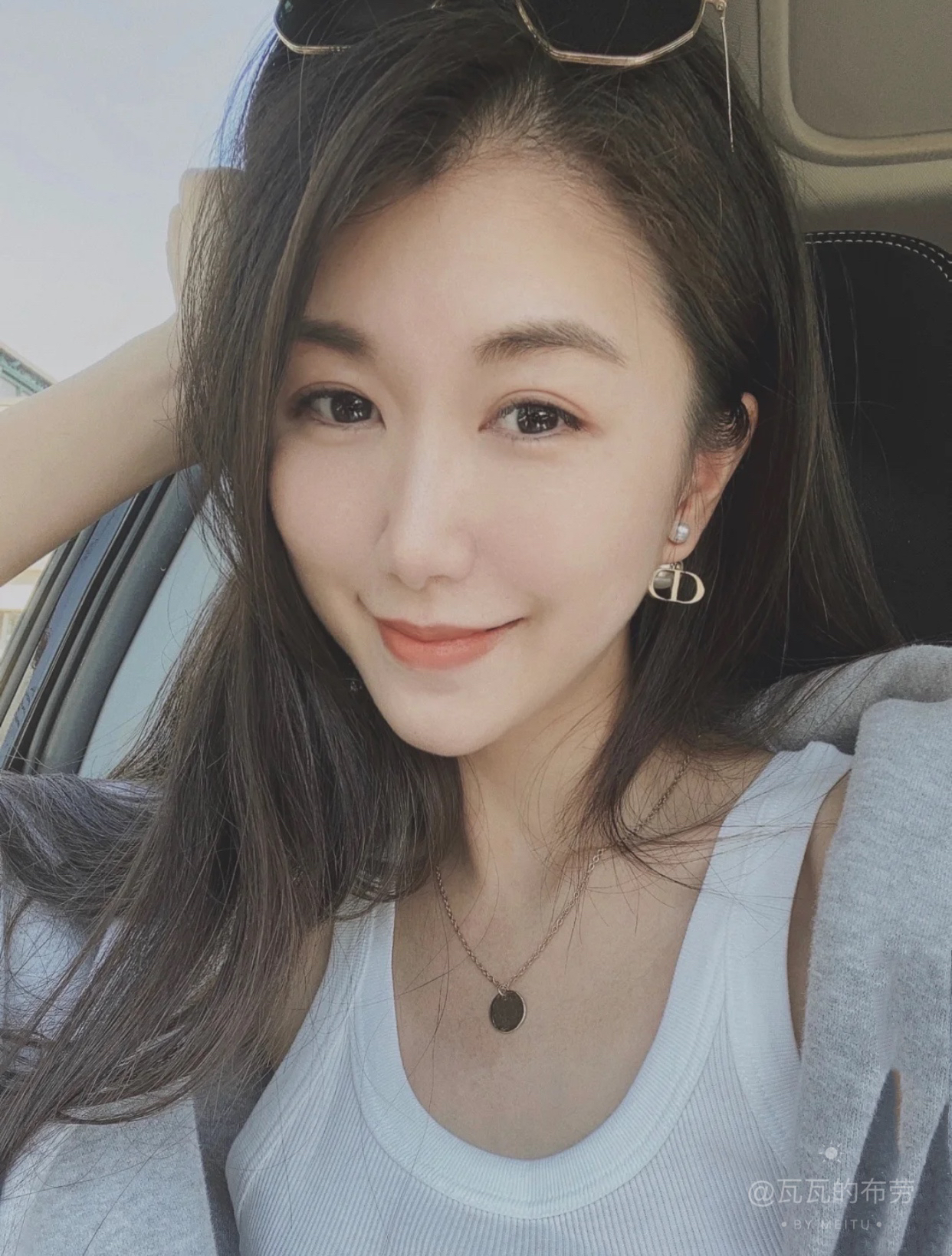 限老客,瓦瓦裂墙推荐 !白富美小姐姐气质珍珠耳钉