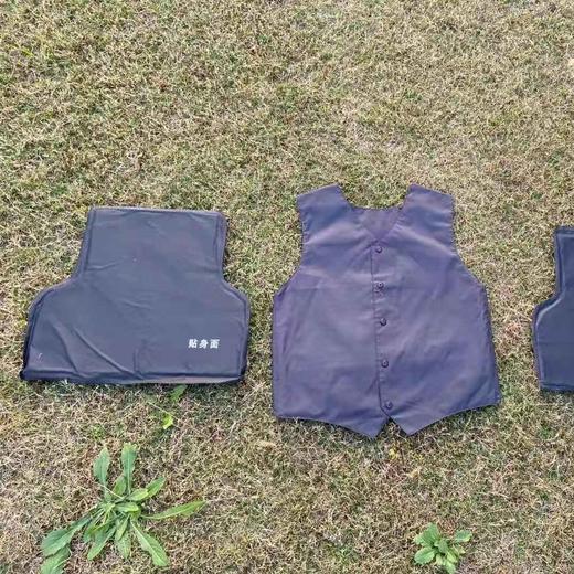 隐藏式PE全软马甲防刺服 商品图3