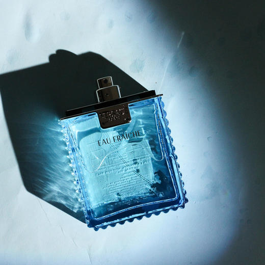范思哲 云淡风轻（绅情）男士 Versace Man Eau Fraiche 分装 商品图2