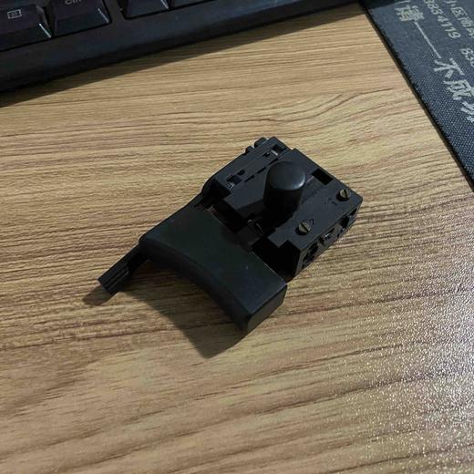 （货号02564）老德伟10毫米手电钻开关正反调速电钻开关电钻配件 商品图5