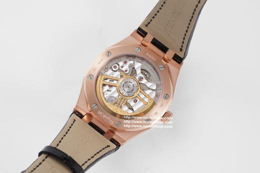 新品 爱彼皇家橡树15500——乃目前市面钢表的巅峰之作，—— 实力演绎 卫冕“钢”王！【6大精妙之处！！！ 商品图3