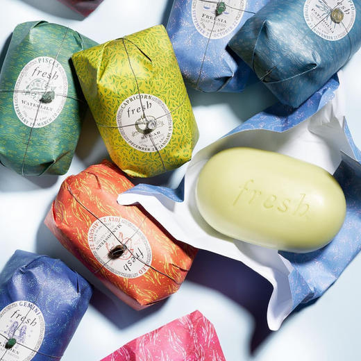 【孕妇可用】法国 Fresh馥蕾诗 手工香氛长久留香香皂(西柚/葡萄/睡莲/山竹果/小苍兰) 250g 商品图0