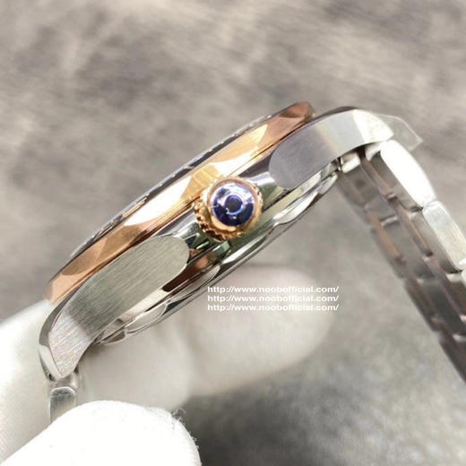 VS欧米茄海马300M间金，选对版本很重要。VS版本和正品在12点位外圈口带有贵金属印记：AU750 、狗头标 、天平秤 、欧logo➕正品原版开模的精品中的精品，无破绽版本❕❕❕ 商品图11