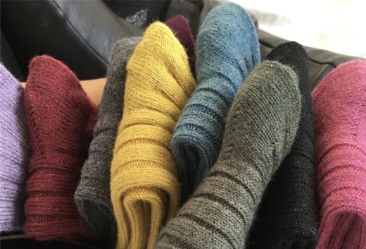 随机发货~日本羊毛袜~5双起团88元5双！！价值49一双日本毛袜！男女同款 商品图1