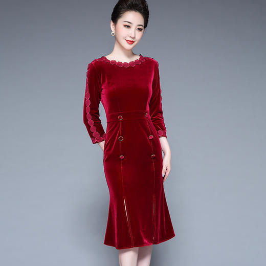 DS-Q5516新款重工盘花刺绣金丝绒鱼尾连衣裙 商品图2