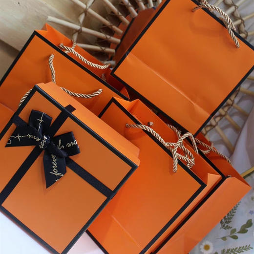 牛气冲天-牛年特定永生花钥匙链包挂 商品图2