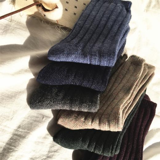 随机发货~日本羊毛袜~5双起团88元5双！！价值49一双日本毛袜！男女同款 商品图3