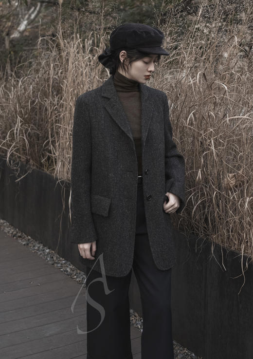 Margaret Howell 炭灰色人字纹羊毛西装外套 商品图0