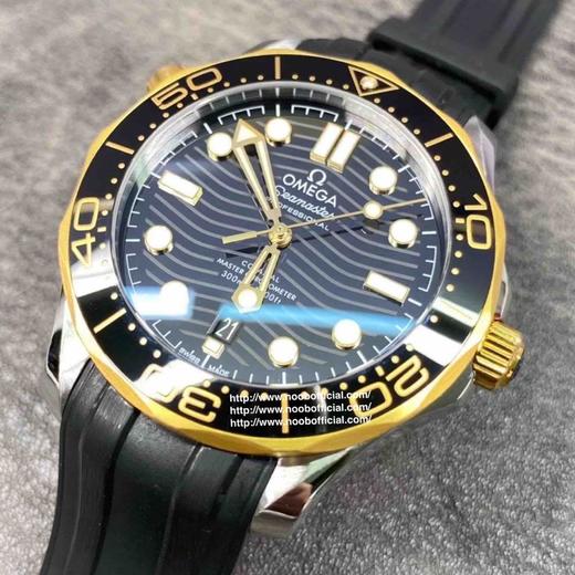 VS欧miga海马300M间金，选对版本很重要。VS版本和z品在12点位外圈口带有贵金属印记：AU750 、狗头标 、天平秤 、欧logo，可以看是否有这个印记区分出是VS/市面版本，做工精良打磨精细 商品图10