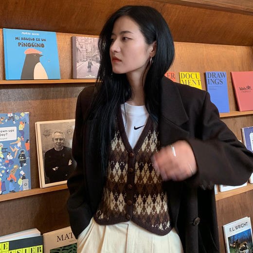 黛唯梵秋季复古格子背心洋气宽松无袖毛衣V领坎肩针织马甲开衫女 商品图3