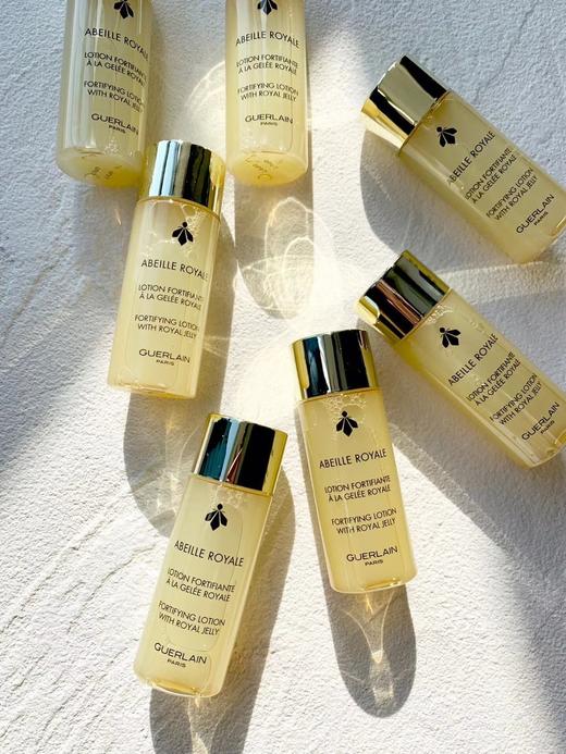 娇兰新版蜂姿水40ml 商品图0