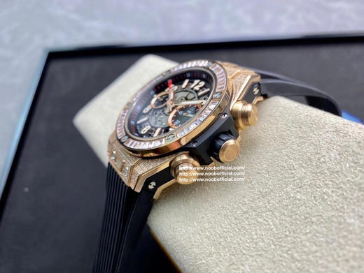 HB 经典宇舶HUBLOT —BigBang大爆炸计时码表
❶表壳采用高密度精钢增加机械厚重，搭配真正的陶瓷圈口（非市面电镀黑）设计感爆炸 商品图7