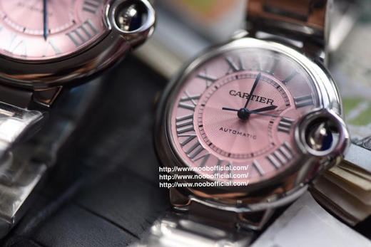 V6蓝气球V7版本 33mm/36mm日本机械
进口油墨印刷，保证字体光泽饱满。超精密镀银扭索雕纹表盘，底纹放大多少倍依然光滑无瑕疵。进口蓝色尖晶石，绽放迷人幽兰之光 商品图4