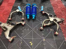 【9成新】进口king2寸升高可调软硬氮气减震，ACE支臂一套