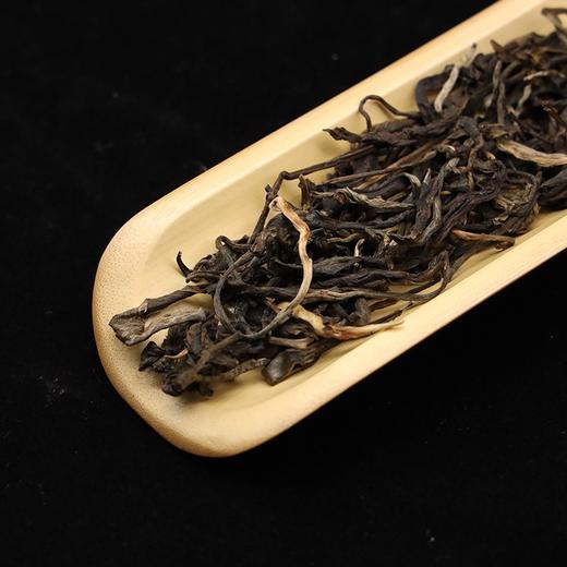 【天月古树茶】2017年龙腾山涌古树普洱茶生饼【性价比之冠】【连续4年销售榜名列前茅】 380g 商品图2