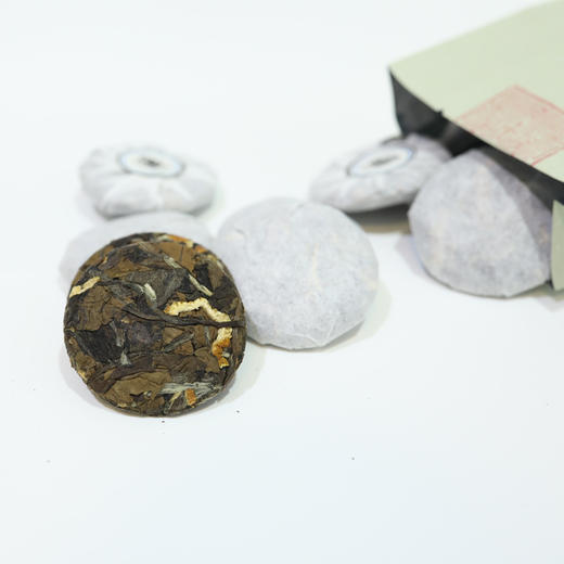 白茶 小城之春 2020年 陈皮白茶 寿眉（五年茶三年皮）  125g/罐 商品图3