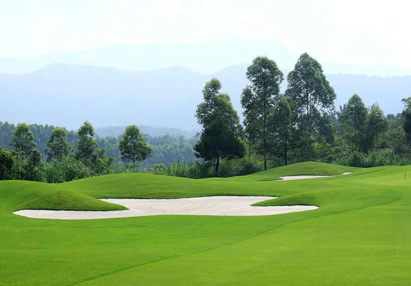 广东肇庆高尔夫+四会臻湖平日3球2晚套票