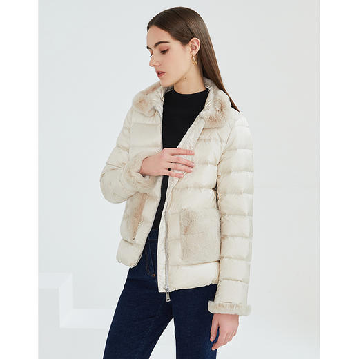 故障 EITIE爱特爱冬季新款保暖兔毛立领洋气显瘦短款外套羽绒服女6411106 商品图4