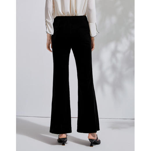 EITIE爱特爱春季新款时尚通勤复古洋气中腰丝绒喇叭长裤女裤6305010 商品图4