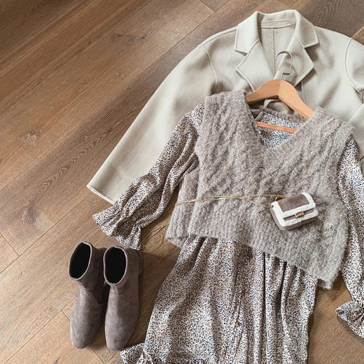 金蘑菇菇【金箔香槟 bling毛背心】金丝v领针织宽松外穿马甲 商品图3