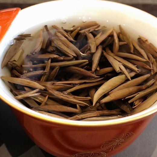 白茶 小城之春 2010年 白毫银针 十年陈（白毫银针） 50g/罐 商品图5