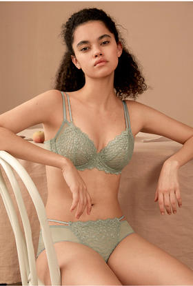 【限时内购】薄款内衣女 点彩双细肩带大胸显小蕾丝