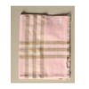 BURBERRY 巴宝莉 女士粉色轻质格纹羊毛真丝围巾 8019462 A2888 商品缩略图1