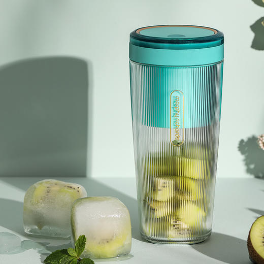 摩飞（Morphyrichards）便携式榨汁机网红无线充电果汁机料理机迷你随行杯MR9800薄荷蓝 商品图0