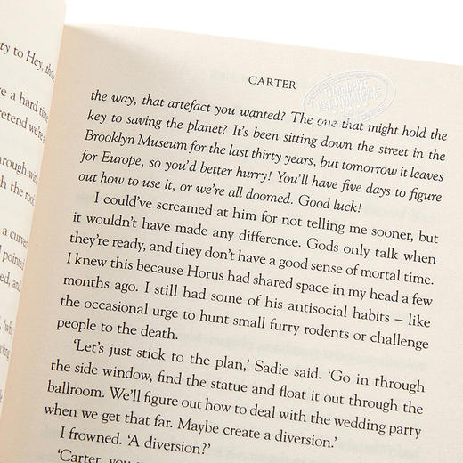 【中商原版】埃及守护神系列2：凯恩与烈焰王座 英文原版 The Throne of Fire (The Kane Chronicles Book 2) 奇幻小说 Rick Riordan 商品图3