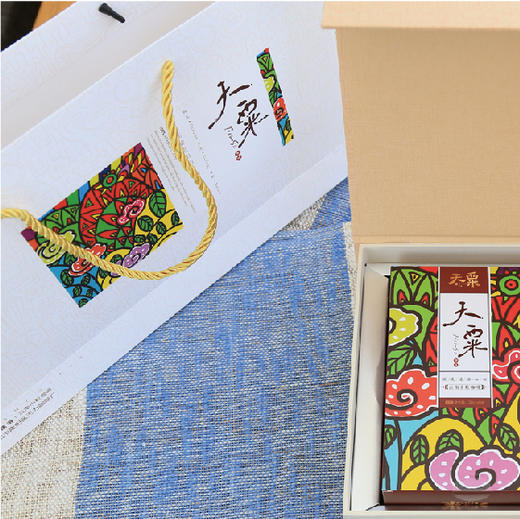 特色伴手礼礼盒 速溶咖啡礼盒 摩卡 炭烧低糖丝滑三种风味各一盒 超值480克 商品图3