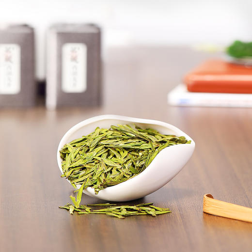 盛茗世家 茶叶绿茶 明前浓香龙井茶礼盒装大份量西湖春茶250g 商品图4