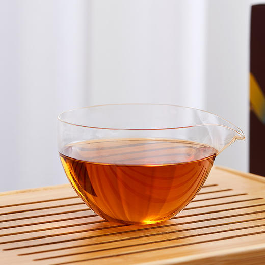 八马茶业 茶叶 特级正山小种红茶 竹制茶盘 组合茶叶礼盒装375g 商品图3