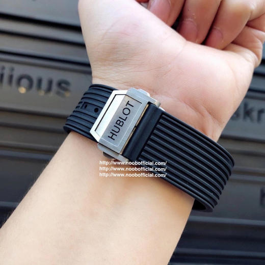 透明V2版少量到货HB 恒宝宇舶表年度 作品——宇舶BIG BANG系列411.JX.4802.RT“全透明腕表” 商品图3