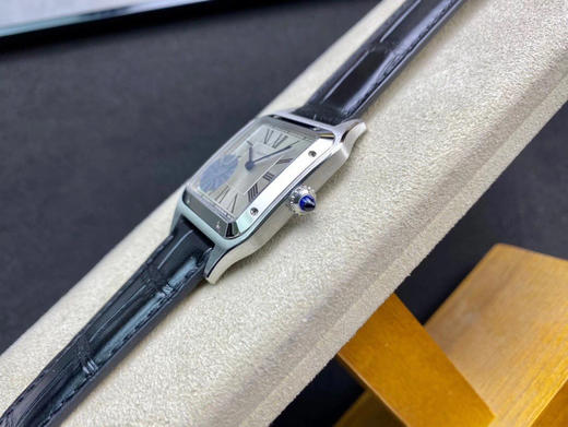 F1新款2020卡di亚 杜蒙山度士加大号薄款手表，长度46.6×宽度33.9mm，厚度8.5mm，男士腕表，意大利纯手工牛皮，机芯密底 商品图13