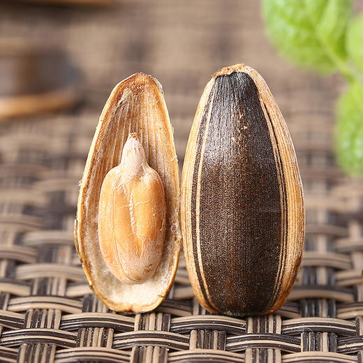 华味亨 焦糖味香瓜子500g/袋 休闲食品每日坚果量贩装小吃 零食 葵花籽 商品图1